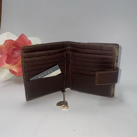 Authentic Gucci GG Logo Canvas Leather Trim Compact Wallet - Picture 12 of 16
